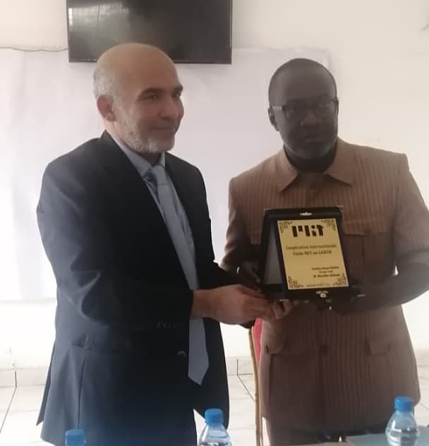 Signature de 2 conventions entre  l’Universite Méditerranéene, MIT De Tunisie et la faculté Bereshit du Gabon.